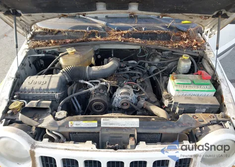 2007 Jeep Liberty Sport from USA, damaged, VIN 1J4GL48K87W702961